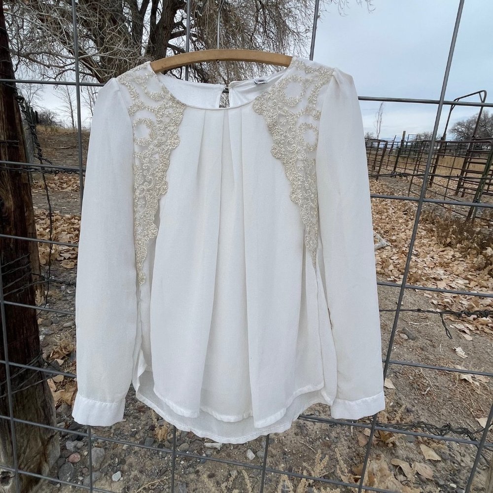 Vtg Women's White and Gold Blouse with Brass Buttons Size XS